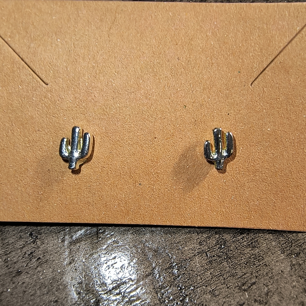 Silver Cactus and Leaf Stud Earrings - Picture 3 of 4